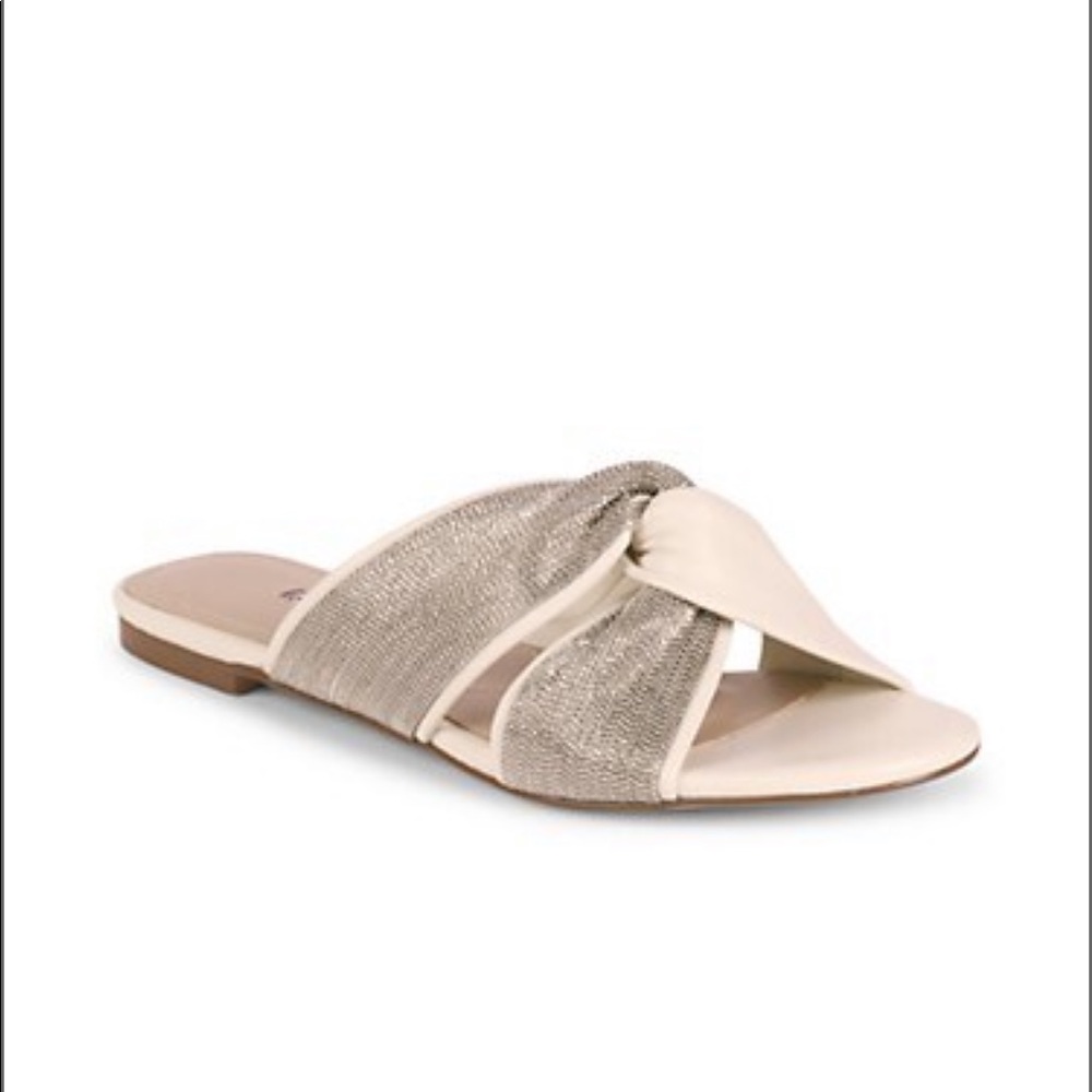 Charles David Kendall Leather Slides